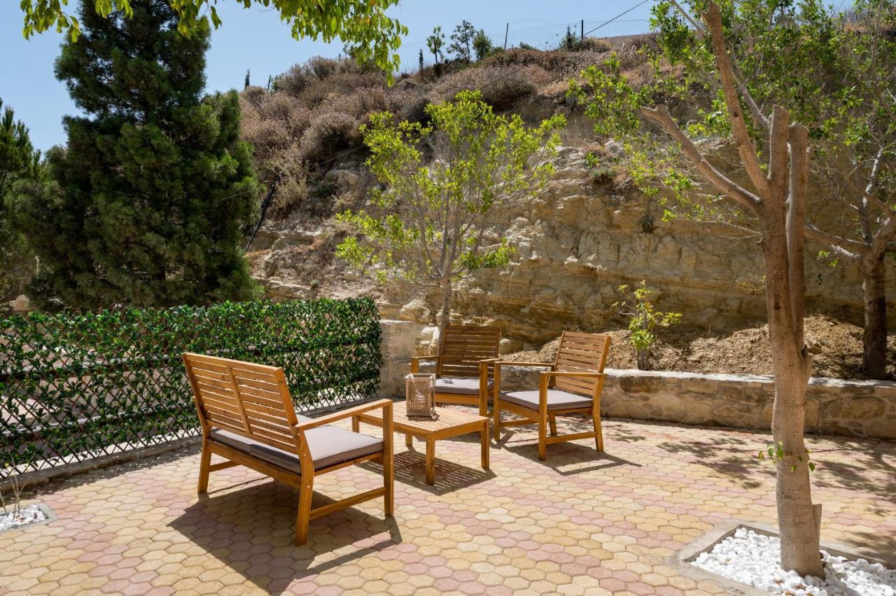 Villas Alexandros Kalamaki  Ngoại thất bức ảnh