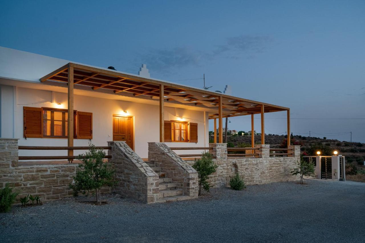 Villas Alexandros Kalamaki  Ngoại thất bức ảnh
