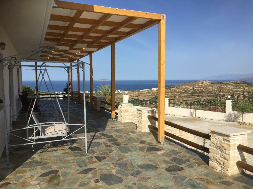Villas Alexandros Kalamaki  Ngoại thất bức ảnh